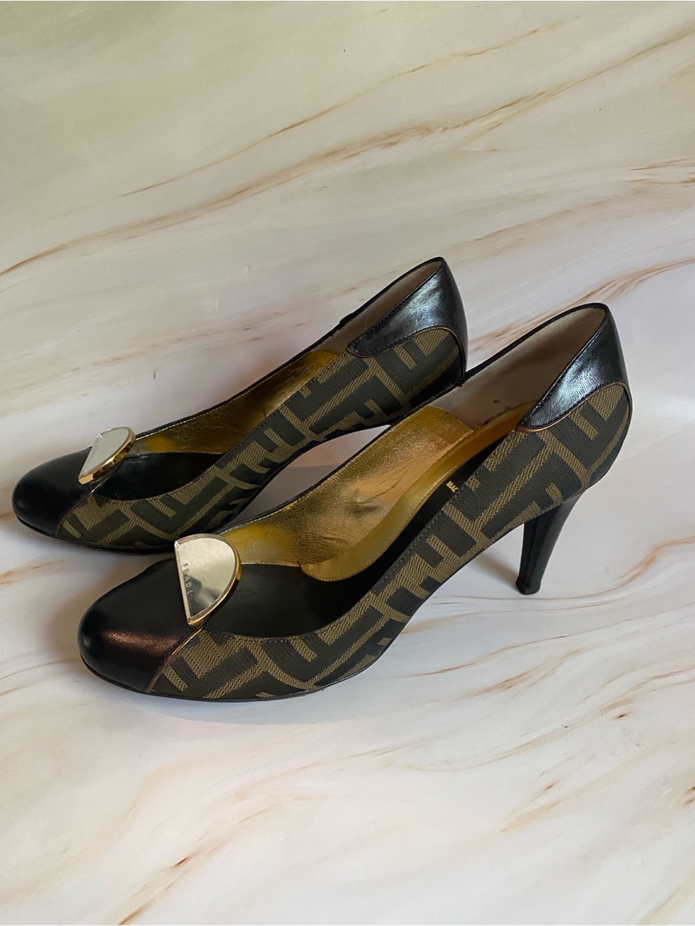 Fendi Black & Brown Logo Leather Pumps with Gold Plate